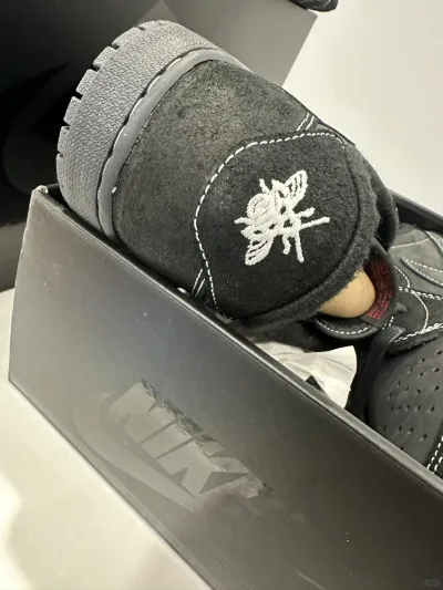  EM Sneakers Jordan 1 Retro Low OG SP Travis Scott Black Phantom review Kevin