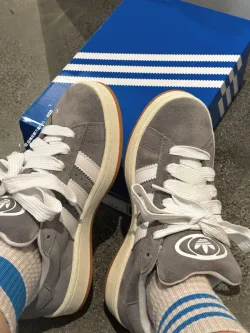 EM Sneakers Adidas Campus 00s Grey White review Aaron
