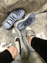 EM Sneakers Jordan 1 Retro Low Dior review 0