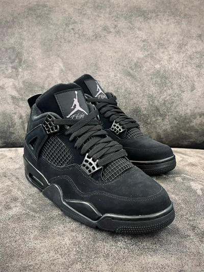EM Sneakers Jordan 4 Retro Black Cat review cidny 01