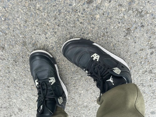 EM Sneakers Jordan 4 Retro Oreo (2015) review 