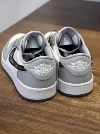 EM Sneakers Jordan 1 Retro Low Dior review 1