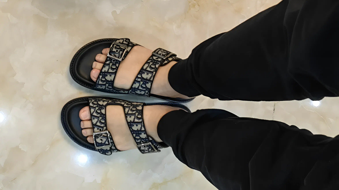 EM Sneakers Dior Aqua Sandal Beige review 0