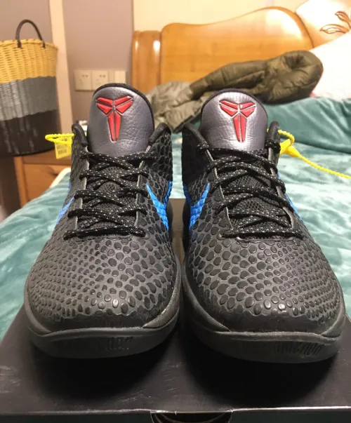 EM Sneakers Nike Kobe 6 Dark Knight review 