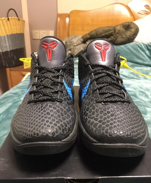 EM Sneakers Nike Kobe 6 Dark Knight reviewed by