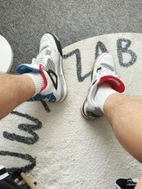 EM Sneakers Jordan 4 Retro What The review 0