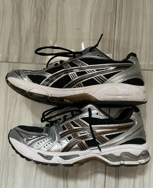 EM Sneakers ASICS Gel Kayano 14 'Black Coffee' review 
