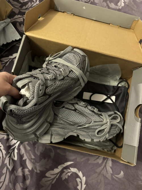 EM Sneakers Balenciaga 3XL Silver Grey reviewed by