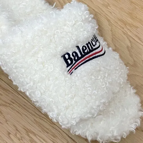 EM Sneakers Balenciaga Furry Slide White review 
