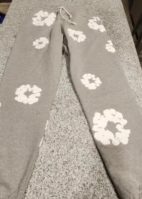 EM Sneakers Denim Tears The Cotton Wreath Sweatpants Grey review 0