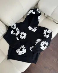 EM Sneakers Denim Tears The Cotton Wreath Sweatshirt Royal Black review 0