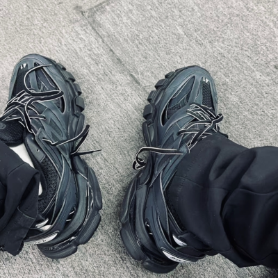 EM Sneakers Balenciaga Track Black(Without LED) review Gabriel Gumieniak
