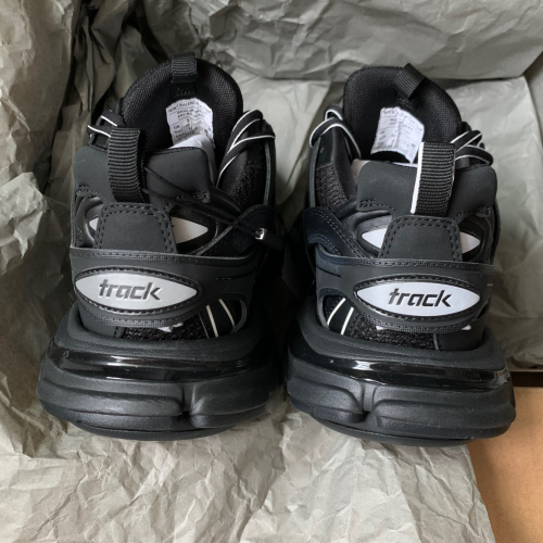 EM Sneakers Balenciaga Track Black(Without LED) review 