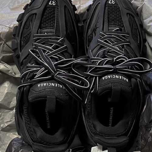 EM Sneakers Balenciaga Track Black(Without LED) reviewed by