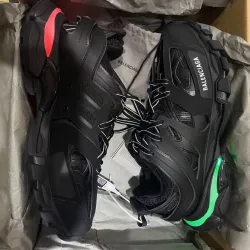 EM Sneakers Balenciaga Track LED Black review Fidk Djd