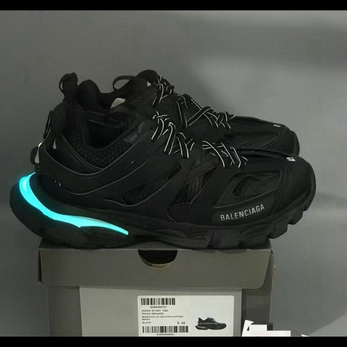 EM Sneakers Balenciaga Track LED Black review 0