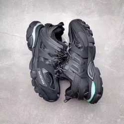 EM Sneakers Balenciaga Track LED Black review Shalon Bradberry