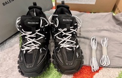 EM Sneakers Balenciaga Track LED Black and White review Rahmel White