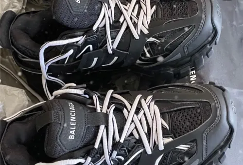 EM Sneakers Balenciaga Track LED Black and White review 
