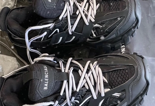 EM Sneakers Balenciaga Track LED Black and White reviewed by