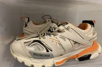 EM Sneakers Balenciaga Track LED White Orange review 0
