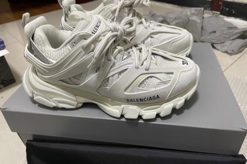 EM Sneakers Balenciaga Track White(Without LED) reviewed by
