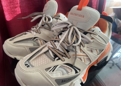 EM Sneakers Balenciaga Track Sneaker White Orange(Without LED) reviewed by