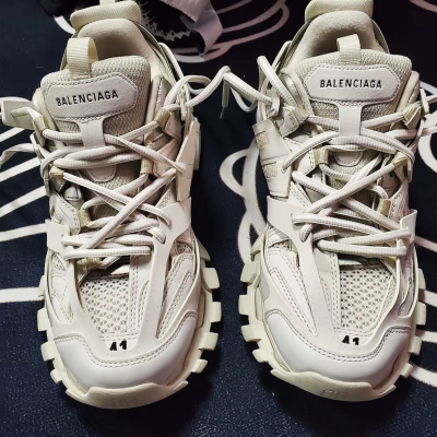 EM Sneakers Balenciaga Track White(Without LED) review Michael Oxendine