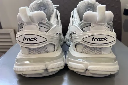 EM Sneakers Balenciaga Track White(Without LED) review 
