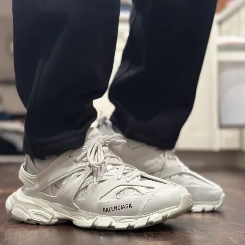 EM Sneakers Balenciaga Track White(Without LED) review 