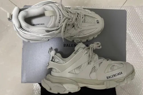 EM Sneakers Balenciaga Track White(Without LED) review 