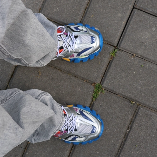 EM Sneakers Balenciaga Track Sneaker Colour(Without LED) reviewed by