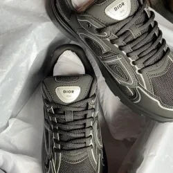 EM Sneakers Dior B30 Triple Black New Reflective review Emmanuel Kalonda