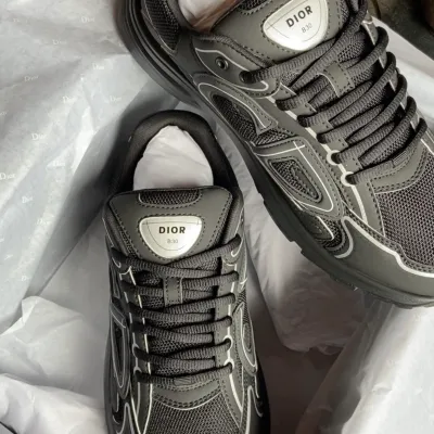 EM Sneakers Dior B30 Triple Black New Reflective review Emmanuel Kalonda