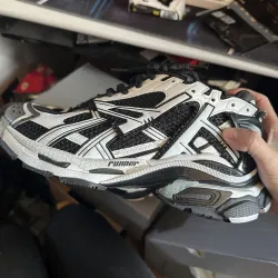 EM Sneakers Balenciaga Runner Black White review Maxym Tankou