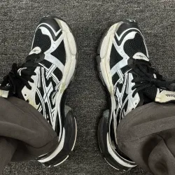 EM Sneakers Balenciaga Runner Black White review tzicle naty