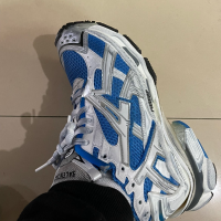 EM Sneakers Balenciaga Runner White Blue review 0