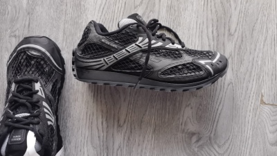 EM Sneakers Bottega Veneta Orbit Black review Marquese Motley