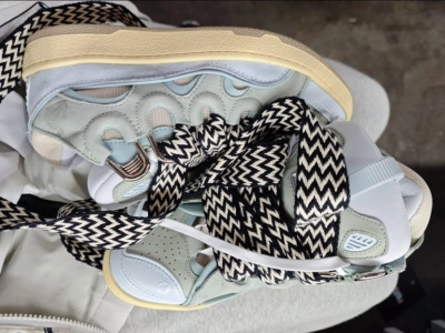 EM Sneakers Lanvin Leather Curb Blue review Ioannis Komninoglou