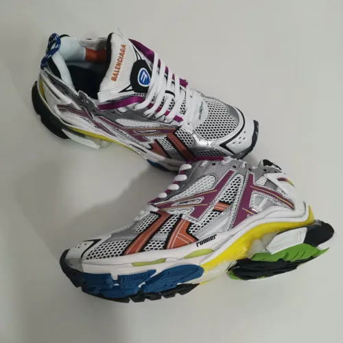 EM Sneakers Balenciaga Runner Silver Purple review 