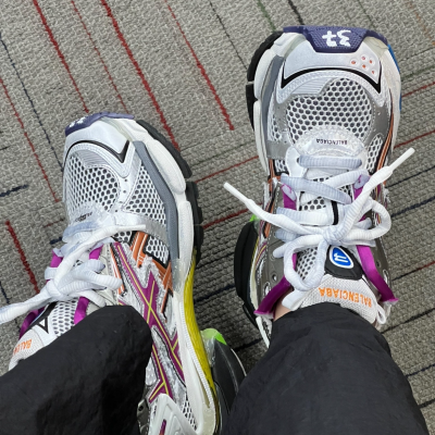 EM Sneakers Balenciaga Runner Silver Purple review Zion Sabourin