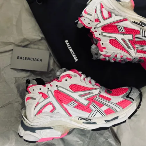 EM Sneakers Balenciaga Runner White Red Powder review 
