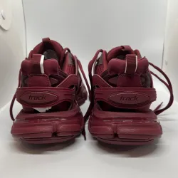 EM Sneakers Balenciaga Track Red(Without LED) review Nygel Hughes