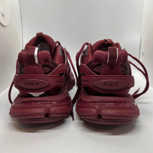EM Sneakers Balenciaga Track Red(Without LED) reviewed by
