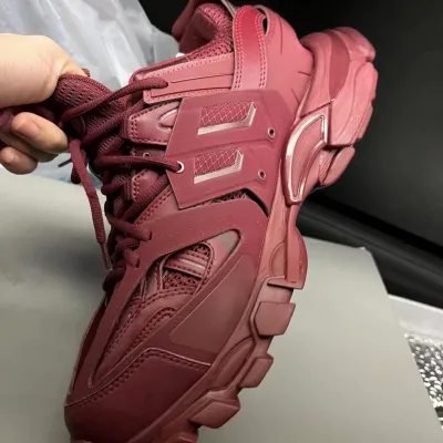 EM Sneakers Balenciaga Track Red(Without LED) review Rume Odafe 00