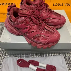 EM Sneakers Balenciaga Track Red(Without LED) review Rume Odafe 02