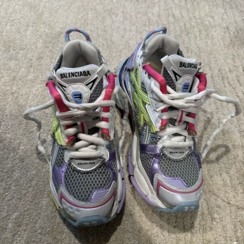 EM Sneakers Balenciaga Runner Yellow Purple reviewed by