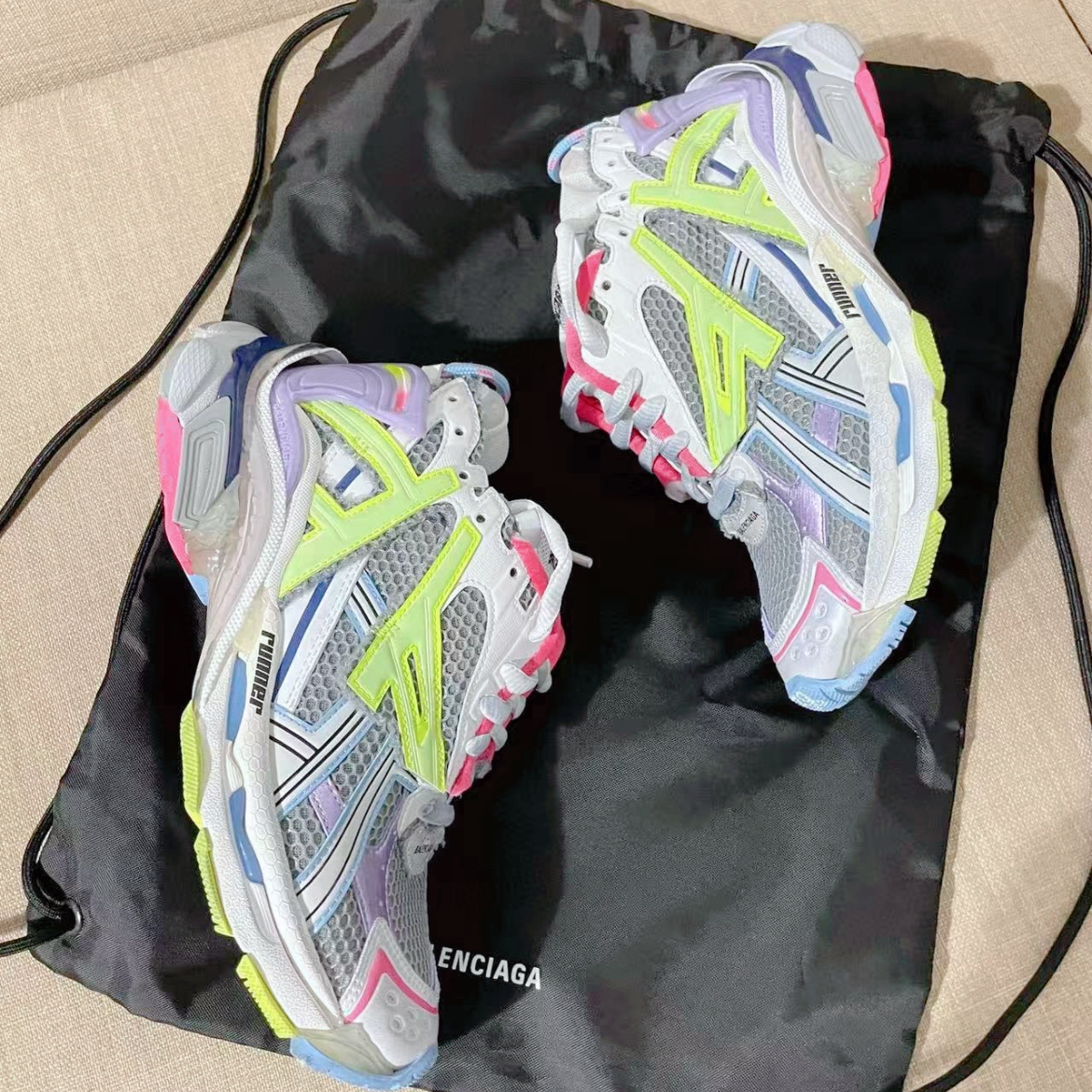 EM Sneakers Balenciaga Runner Yellow Purple review 0