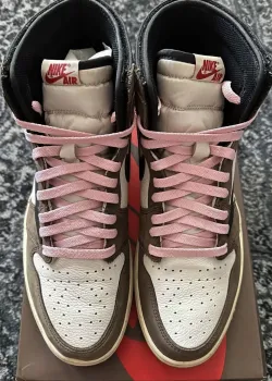 EM Sneakers Jordan 1 Retro High OG SP Travis Scott Mocha review rhori beverly