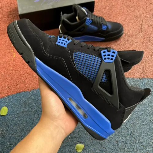 EM Sneakers Jordan 4 Retro Black Blue review 